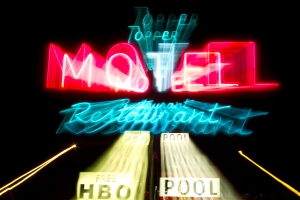 Topper Motel